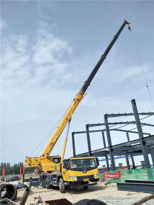 罗源县超高层建筑钢结构吊装案例